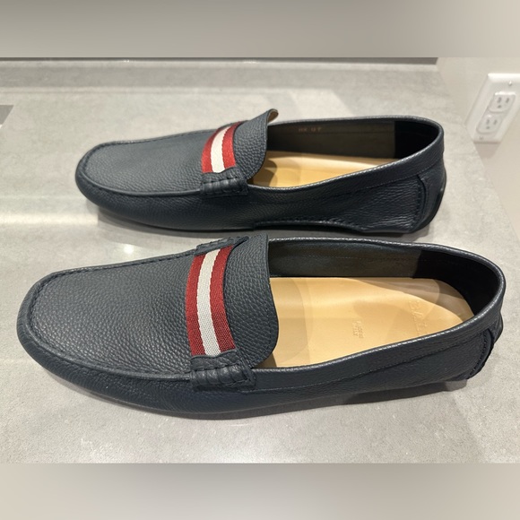 BALLY Leather Navy Driver - GREAT CONDITION! - Picture 2 of 6